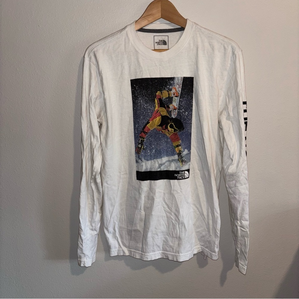 The North Face White Graphic Long Sleeve Shirt Size S